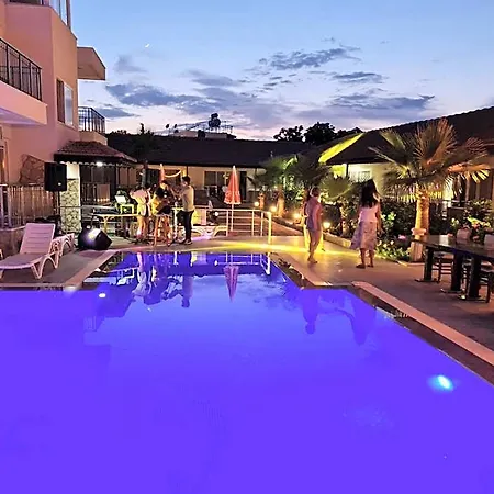 Esmeralda Butik Hotel 3*